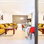 Apartamenty Cinema